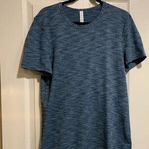Men’s lululemon shirt